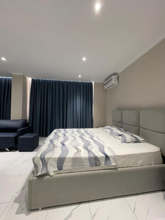 Modern Beachfront Apartments Saranda Kültér fotó